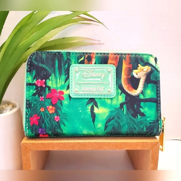 Loungefly The Jungle Book Wallet NWOT - Picture 1 of 4